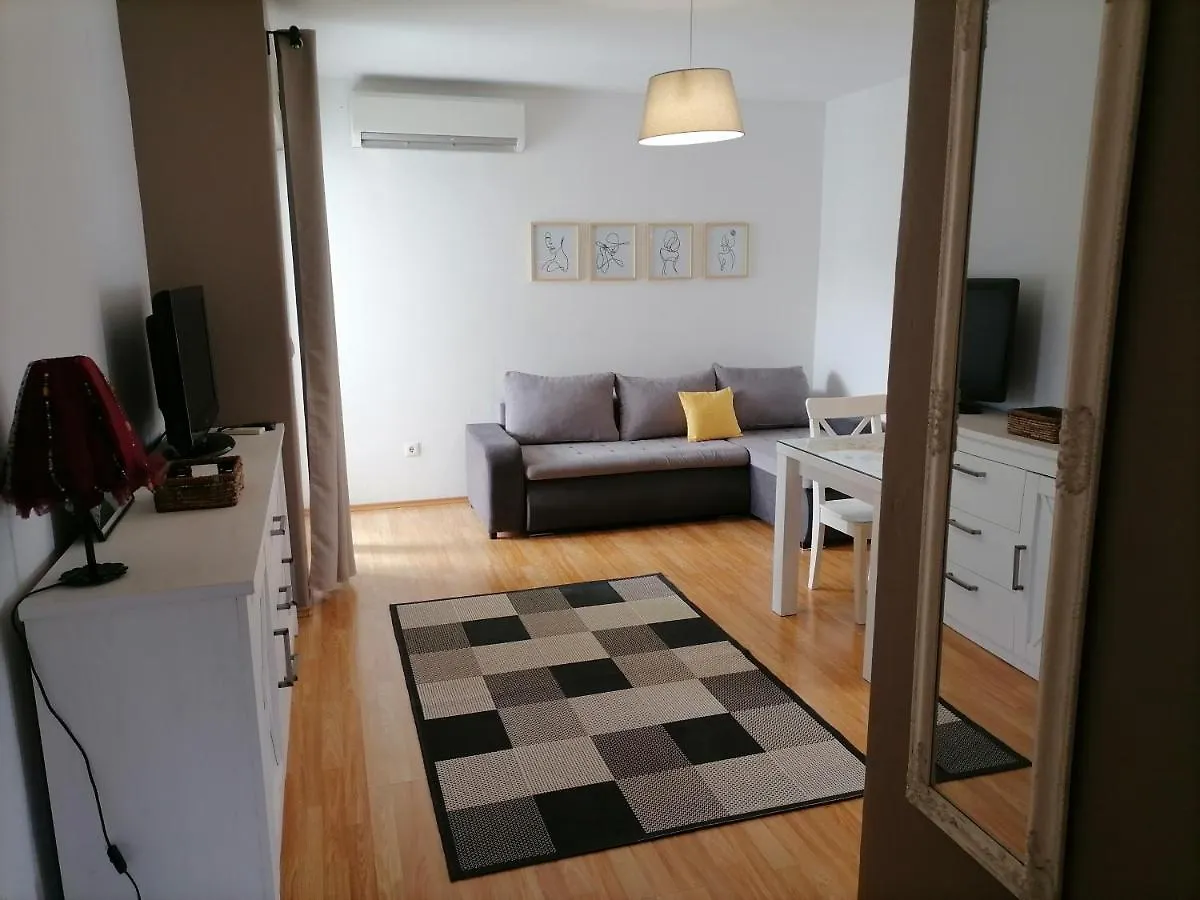 Apartments Dora Bibinje, 30 M From The Sea Chorvatsko