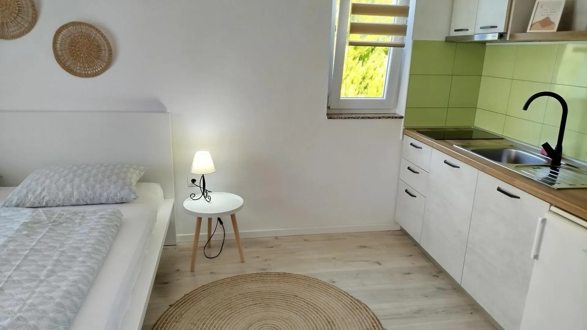 Apartments Dora Bibinje, 30 M From The Sea